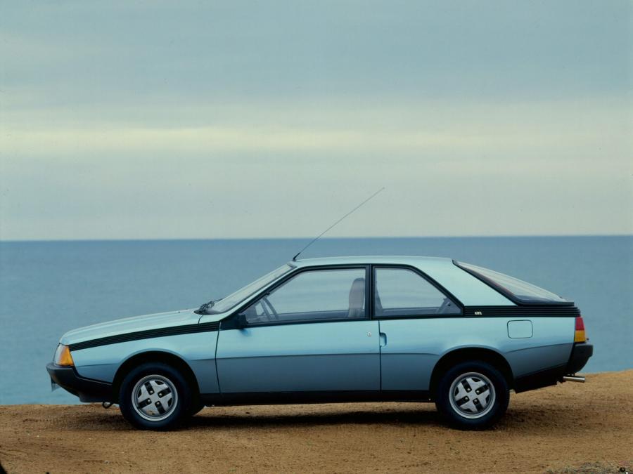  Renault Fuego 1980 года  (фото 2 из 12)